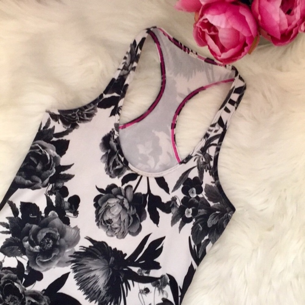 Lululemon- Cool Racerback Tank | Size 6